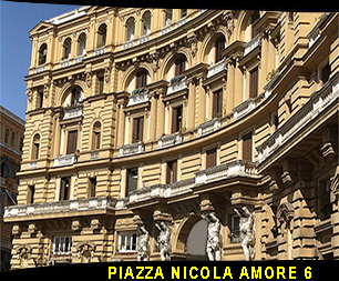 Piazza Nicola Amore 6  - Detta Quattro Palazzi angolo Corso Umberto I, 191 - Fermata Stazione Duomo Linea 1 Metro Napoli